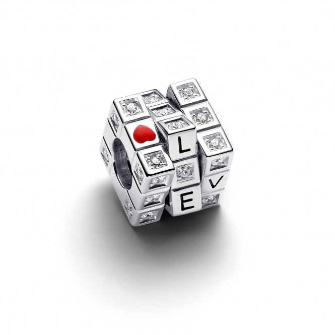 Talisman cu cub de jucărie